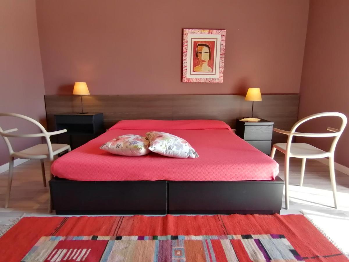 Inner City De Luxe Apartment Catania Exterior foto
