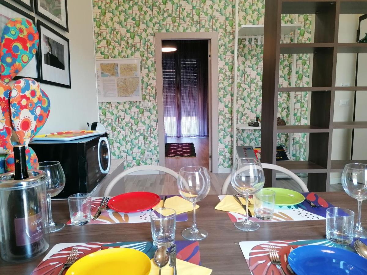 Inner City De Luxe Apartment Catania Exterior foto